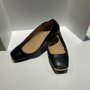 Alfani black gold flats 5 worn once